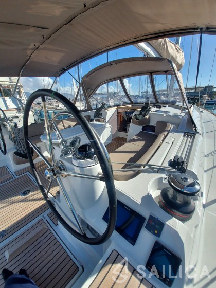 Sun Odyssey 519 - Yacht Charter Sailica