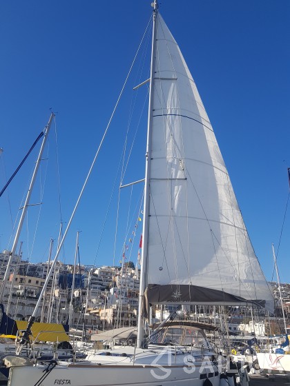 Sun Odyssey 519 - Yacht Charter Sailica