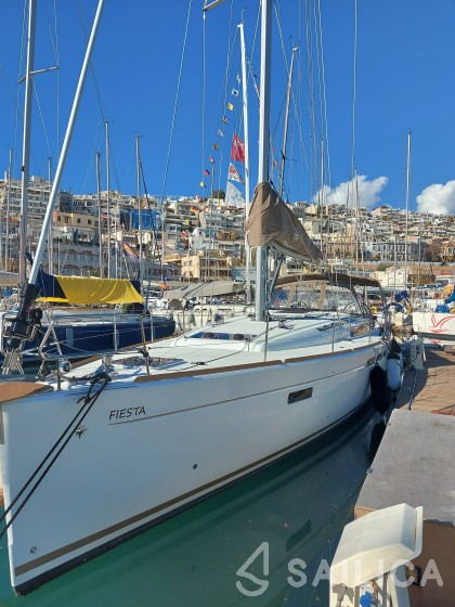 Sun Odyssey 519 - Yacht Charter Sailica