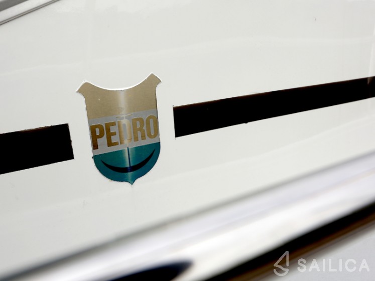 Pedro Solano 33 - Yacht Charter Sailica