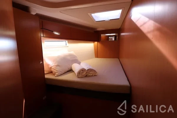 Bavaria 51 Cruiser - Yacht Charter Sailica