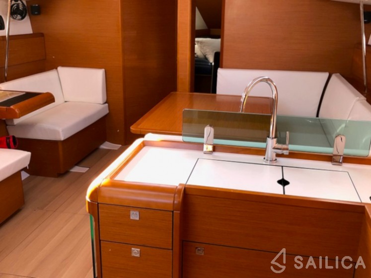 Sun Odyssey 449 - Yacht Charter Sailica