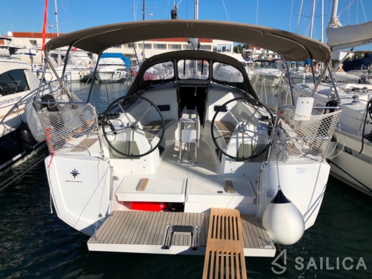 Sun Odyssey 349 - Yacht Charter Sailica