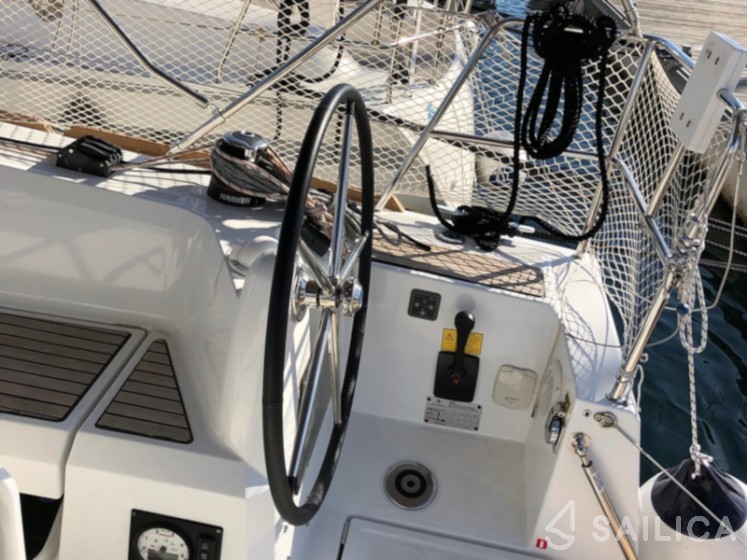 Sun Odyssey 349 - Yacht Charter Sailica