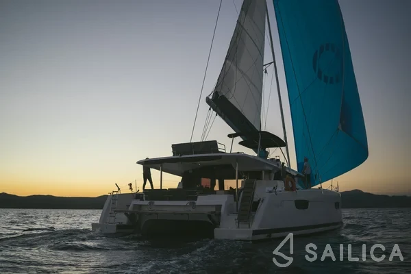 Saona 47 - Yacht Charter Sailica