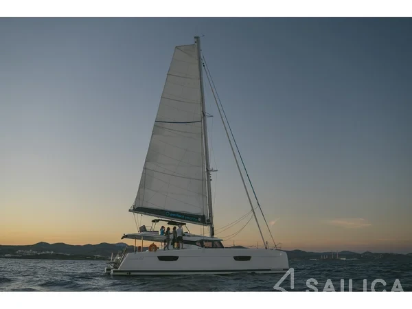 Saona 47 - Yacht Charter Sailica