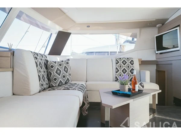 Saona 47 - Yacht Charter Sailica