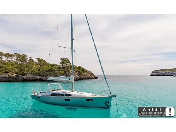 Oceanis 41.1 - Yacht Charter Sailica