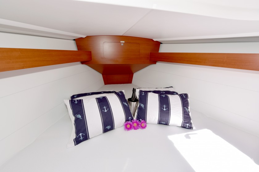 Dufour 35 - Yacht Charter Sailica