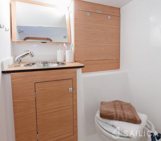 Dufour 35 - Yacht Charter Sailica