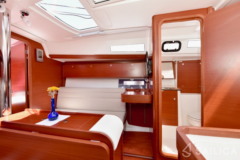 Dufour 35 - Yacht Charter Sailica