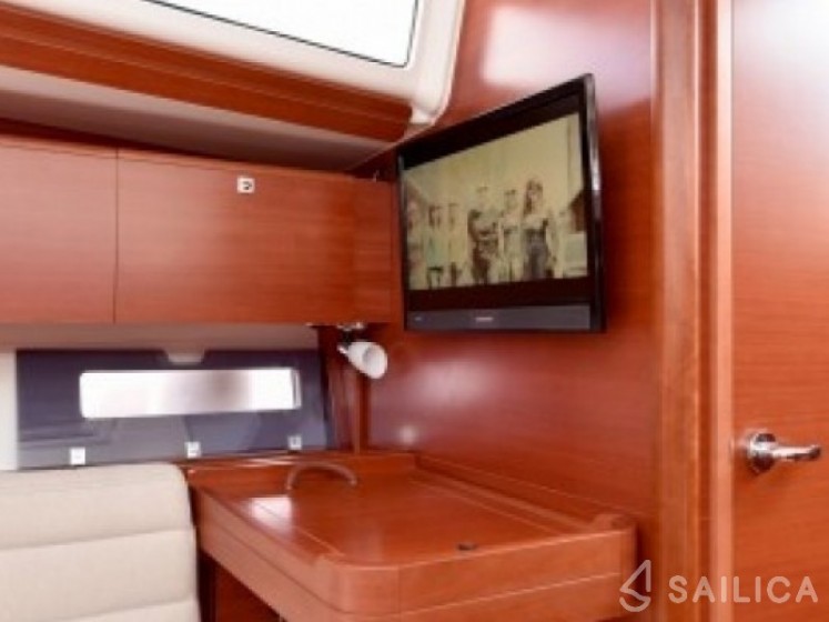 Dufour 35 - Yacht Charter Sailica
