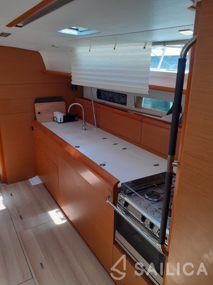Sun Odyssey 490 - Yacht Charter Sailica