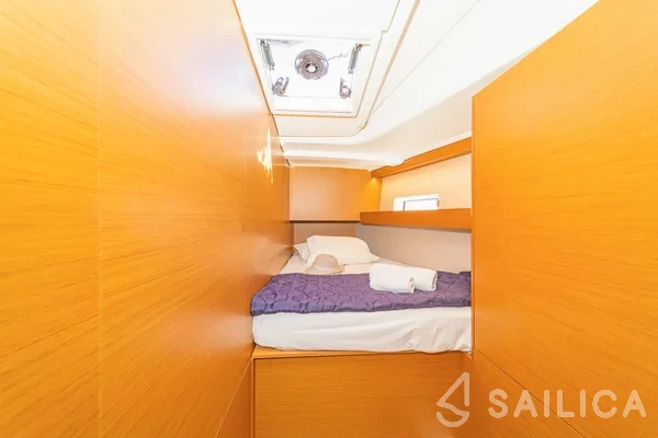 Sun Odyssey 490 - Yacht Charter Sailica