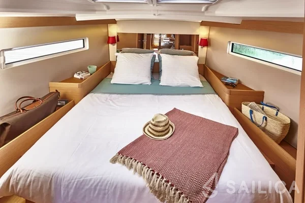 Sun Odyssey 440 - Yacht Charter Sailica