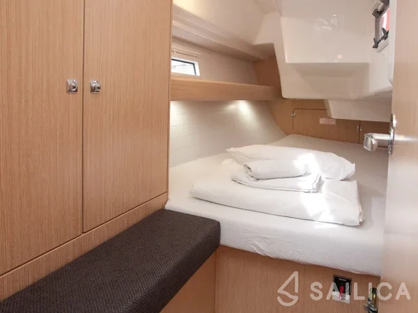 Bavaria 34 Cruiser - Yacht Charter Sailica