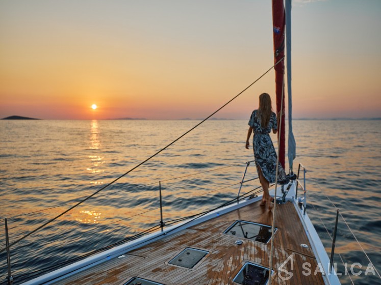 Dufour 56 Exclusive - Yacht Charter Sailica