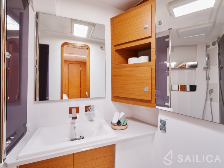 Dufour 56 Exclusive - Yacht Charter Sailica