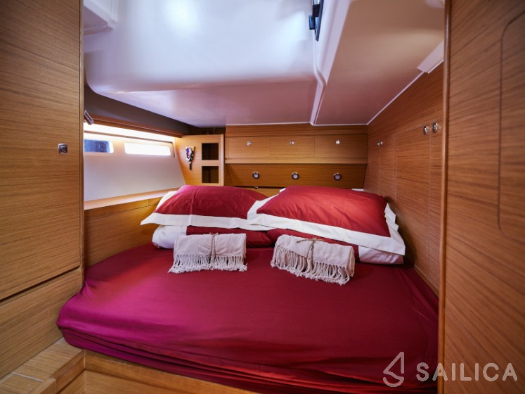 Dufour 56 Exclusive - Yacht Charter Sailica