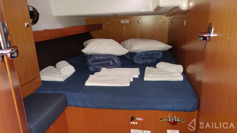 Bavaria 46 Cruiser - Yacht Charter Sailica