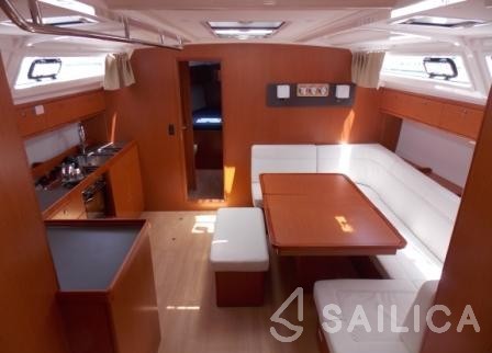 Bavaria 46 Cruiser - Yacht Charter Sailica