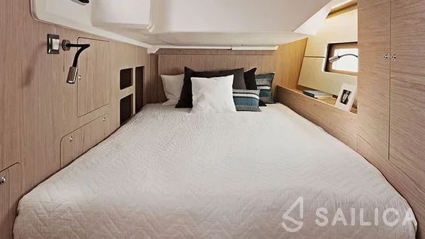 Oceanis 46.1 - Yacht Charter Sailica