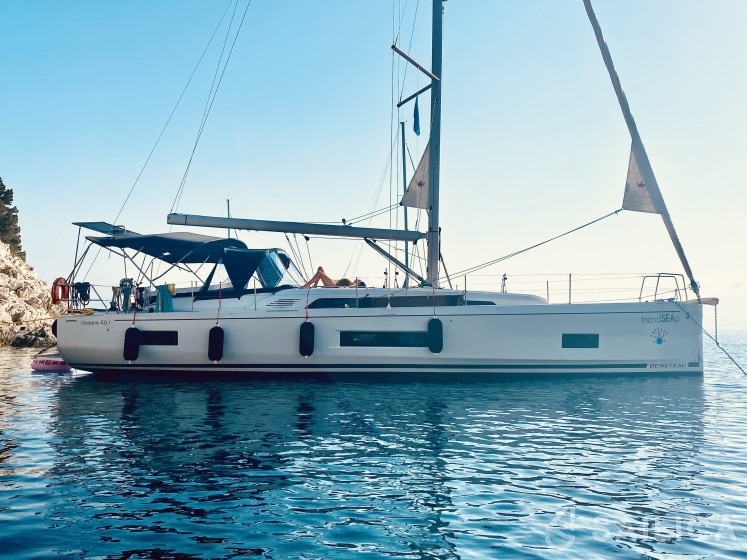Oceanis 46.1 - Yacht Charter Sailica