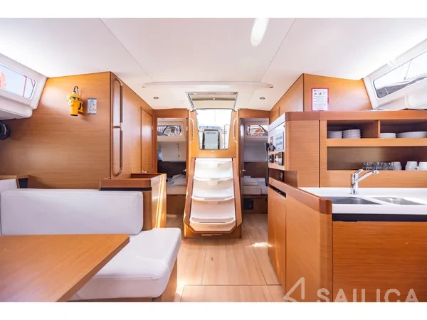 Sun Odyssey 490 - Yacht Charter Sailica