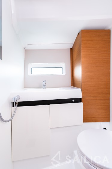 Sun Odyssey 490 - Yacht Charter Sailica