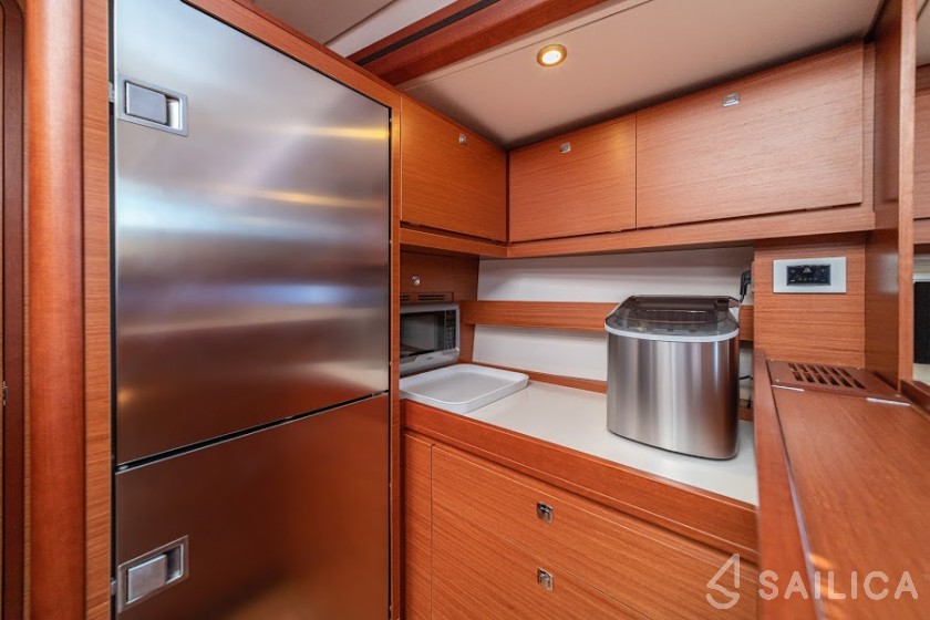 Dufour 56 Exclusive - Yacht Charter Sailica