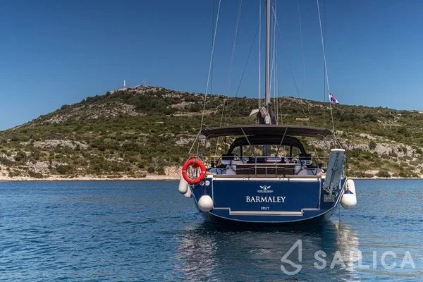 Dufour 56 Exclusive - Yacht Charter Sailica