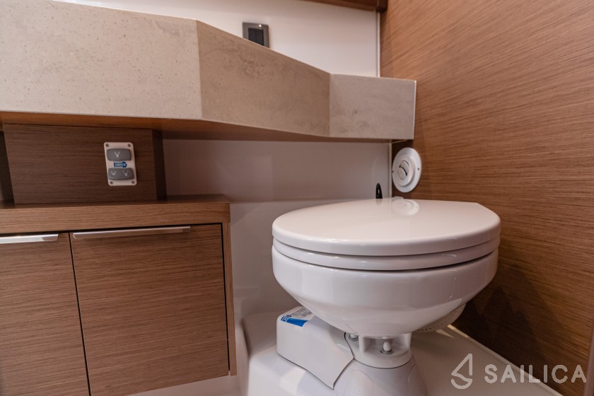 Lagoon 46  - Yacht Charter Sailica