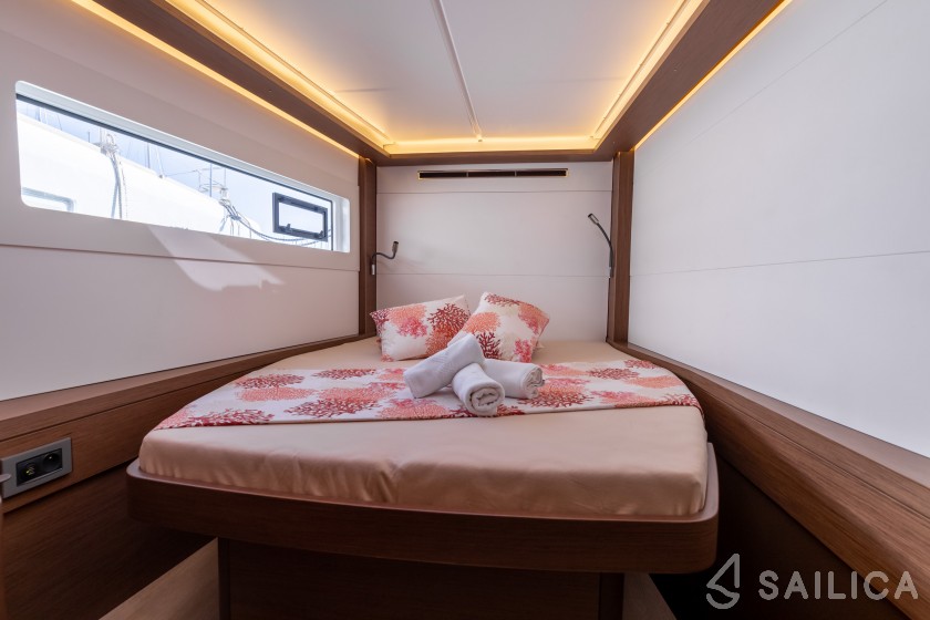 Lagoon 46  - Yacht Charter Sailica