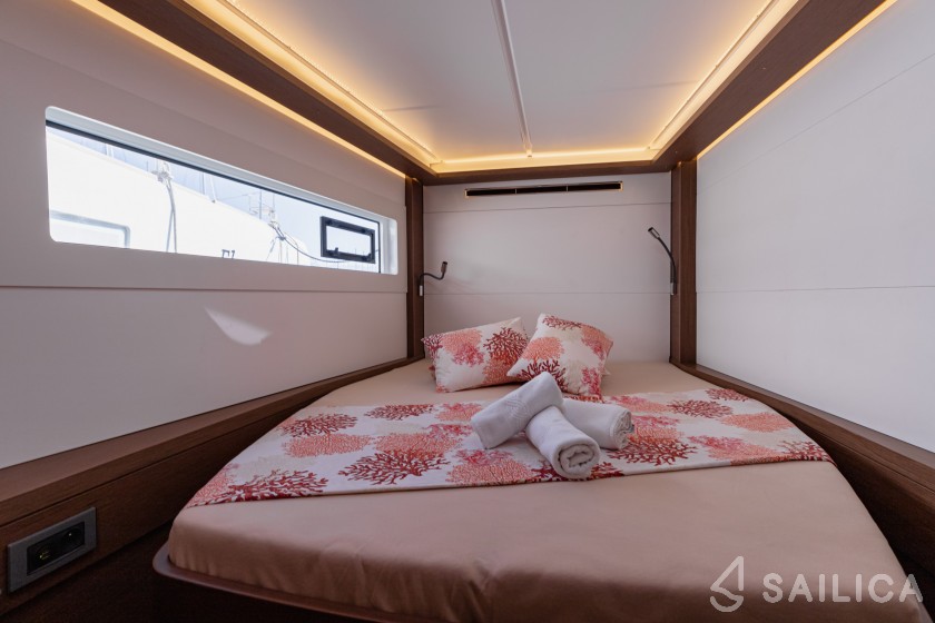 Lagoon 46  - Yacht Charter Sailica