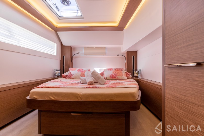 Lagoon 46  - Yacht Charter Sailica