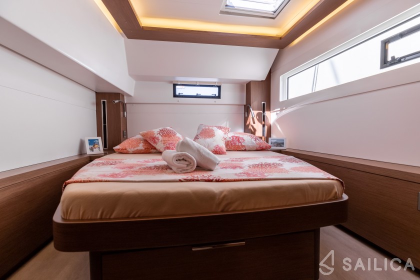 Lagoon 46  - Yacht Charter Sailica