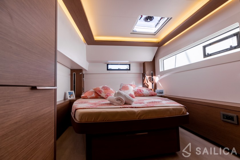 Lagoon 46  - Yacht Charter Sailica