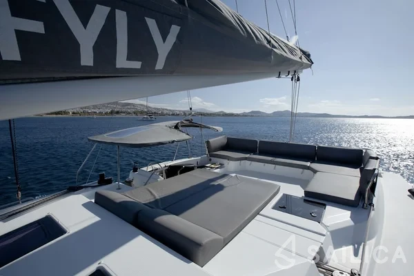 Elba 45 - Yacht Charter Sailica