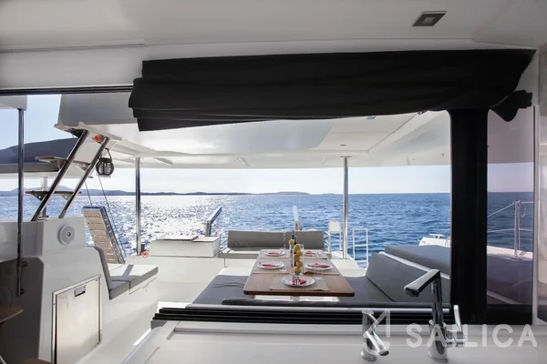 Elba 45 - Yacht Charter Sailica
