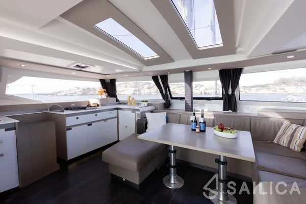 Elba 45 - Yacht Charter Sailica