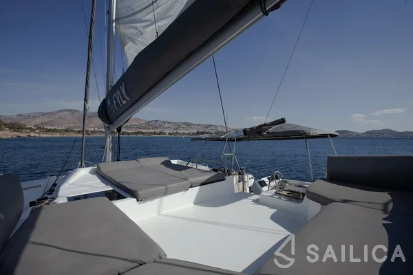 Elba 45 - Yacht Charter Sailica