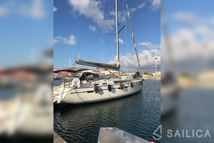 Bavaria 46 Cruiser - Yacht Charter Sailica