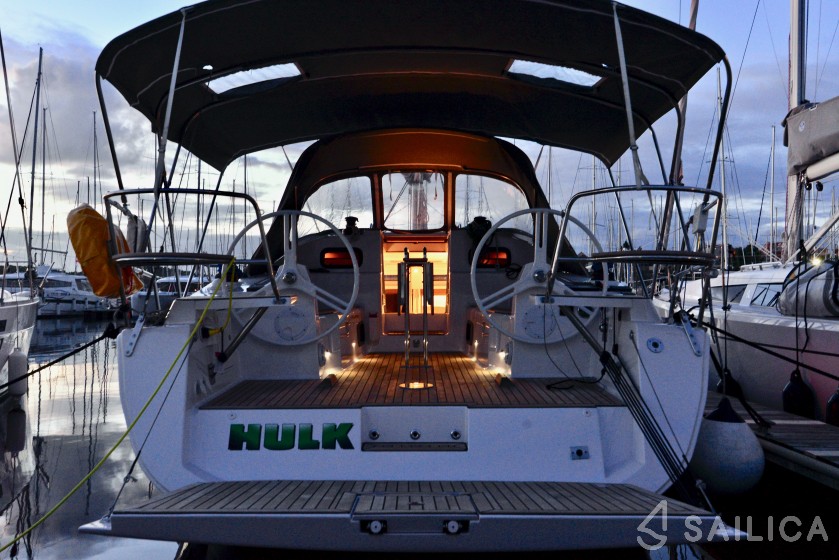 Elan 40 Impression - Yacht Charter Sailica