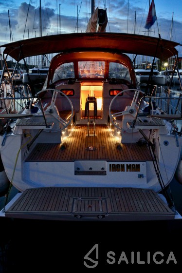 Elan 40 Impression - Yacht Charter Sailica