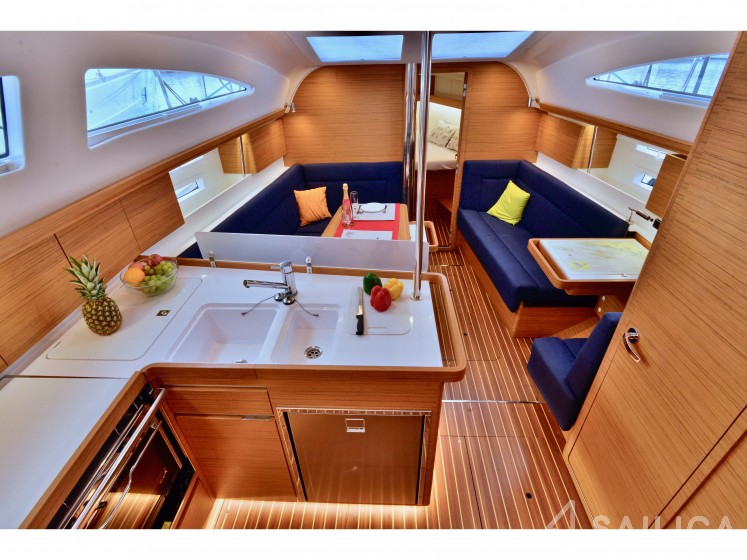 Elan 40 Impression - Yacht Charter Sailica