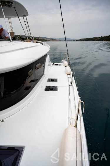 Lagoon 46  - Yacht Charter Sailica