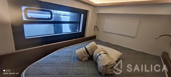 Nautitech 46 Fly - Yacht Charter Sailica