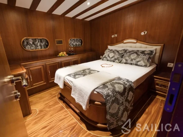 Gulet - Yacht Charter Sailica