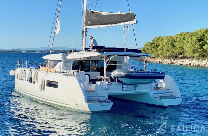 Lagoon 46  - Yacht Charter Sailica