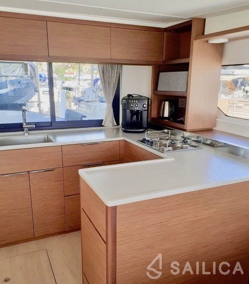 Lagoon 46  - Yacht Charter Sailica